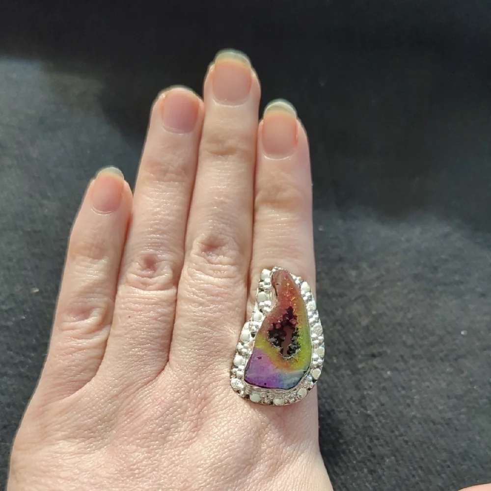 Silver Plated Rainbow Solar Quartz Druzy Gemstone Statement Ring - Size 8.5 - Picture 4 of 9